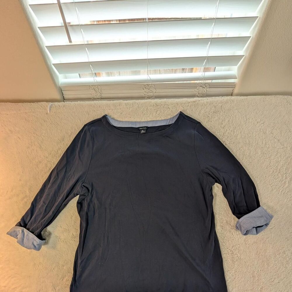 Nautica Women's Grey and Blue Shirt